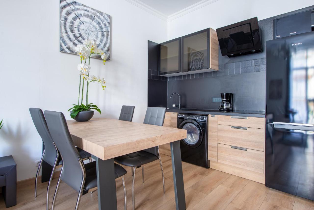 Apartment Sunny And Modern Baquis Flat