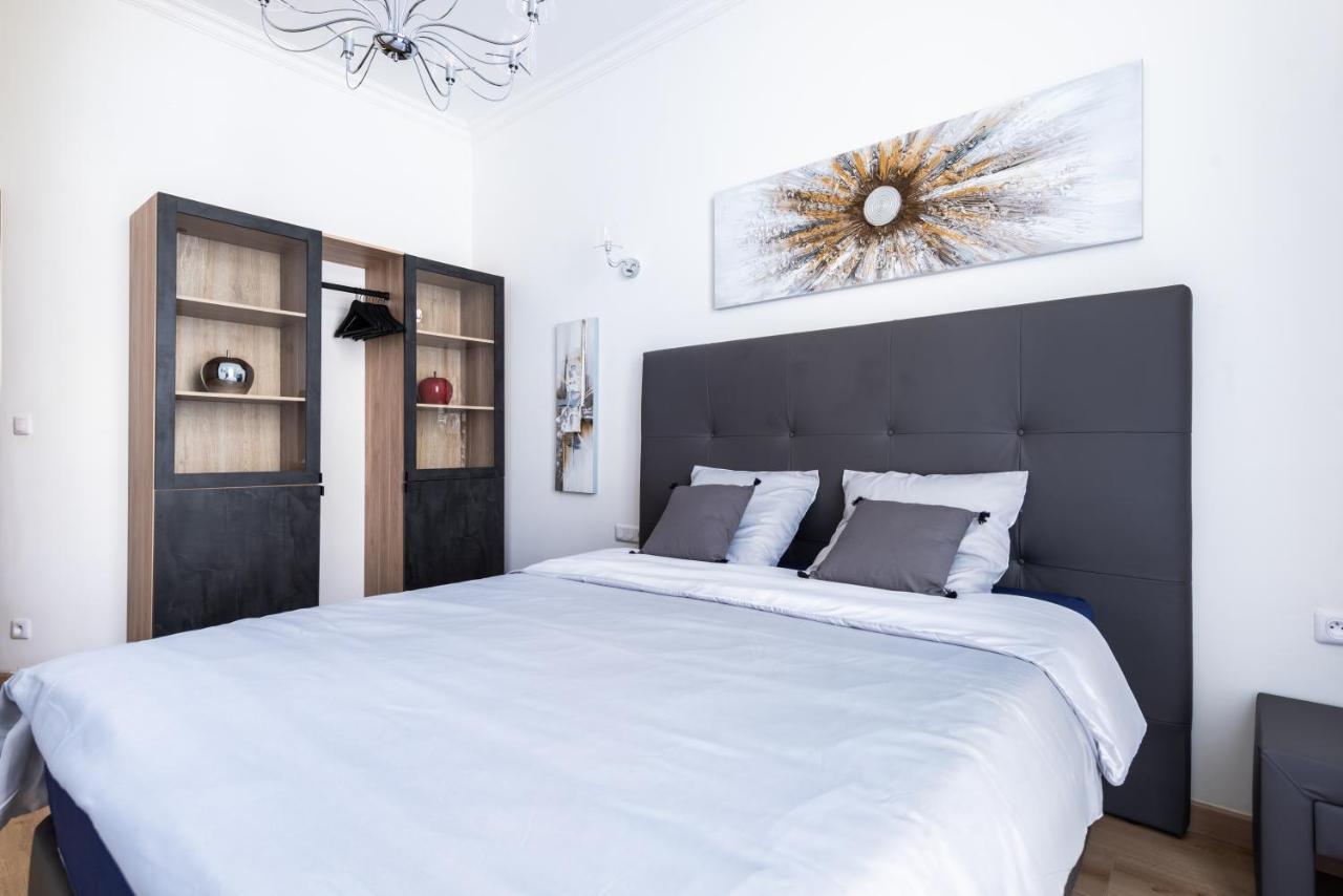 Sunny And Modern Baquis Flat Apartment